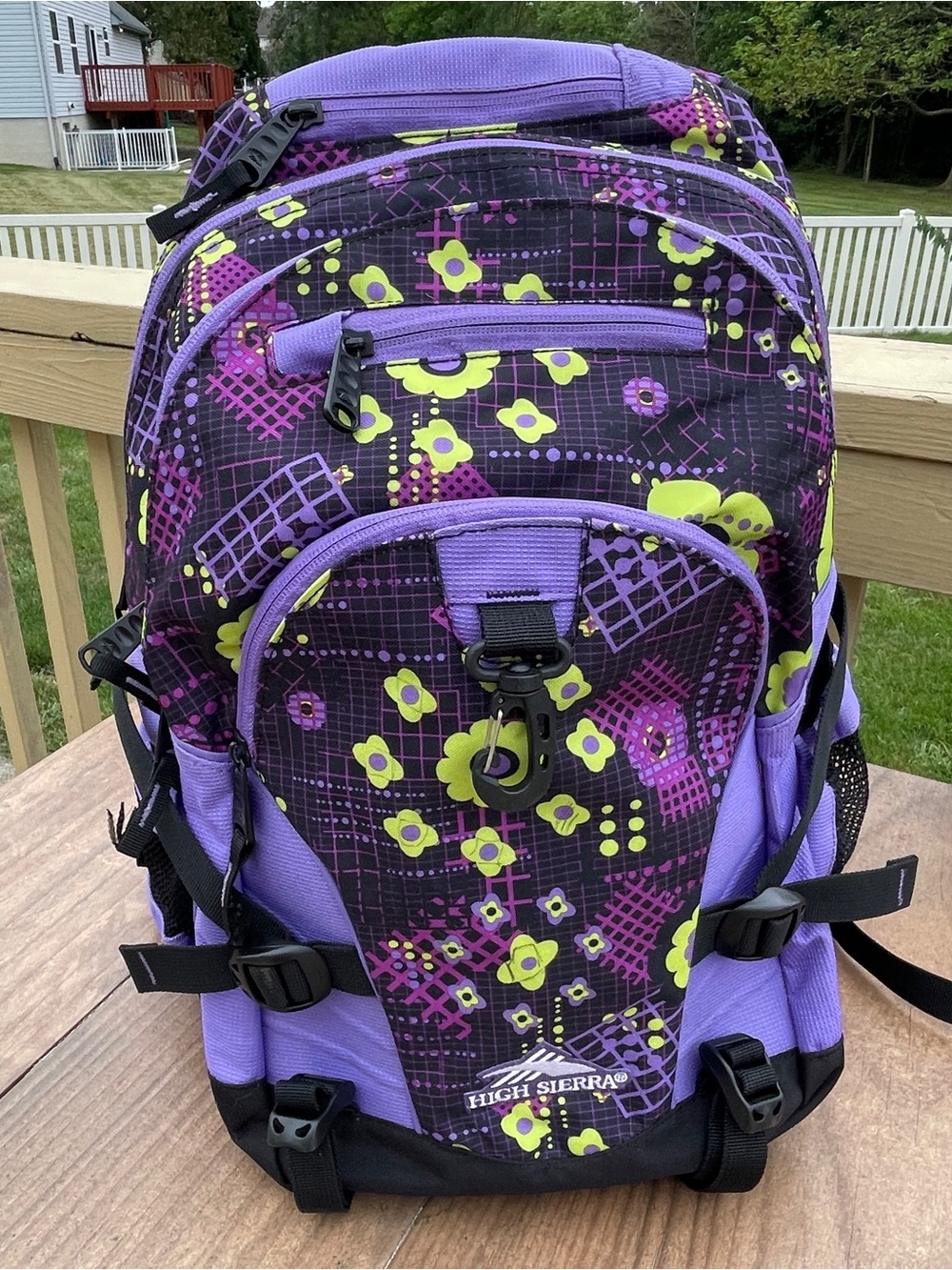 High Sierra Loop Backpack (19 x 13.5 x 8.5-Inch, Purple/ Chartreuse Flowers)